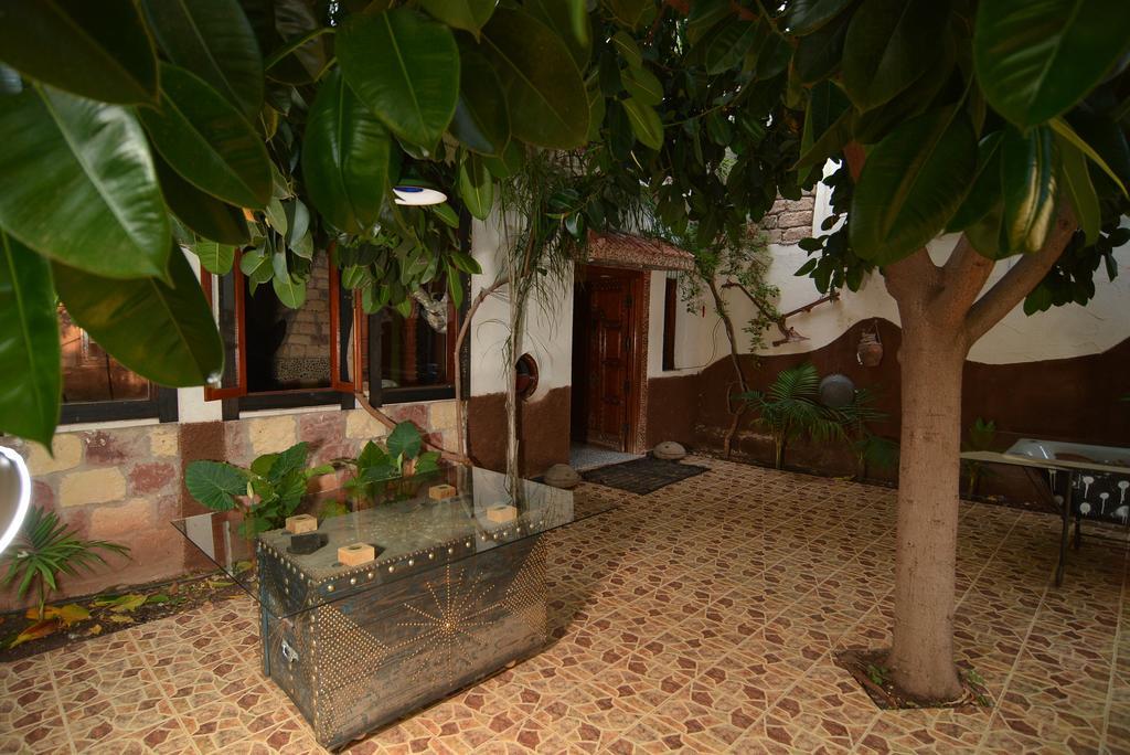 Maison D'Hotes Ait Bou Izryane Timoulilt ภายนอก รูปภาพ